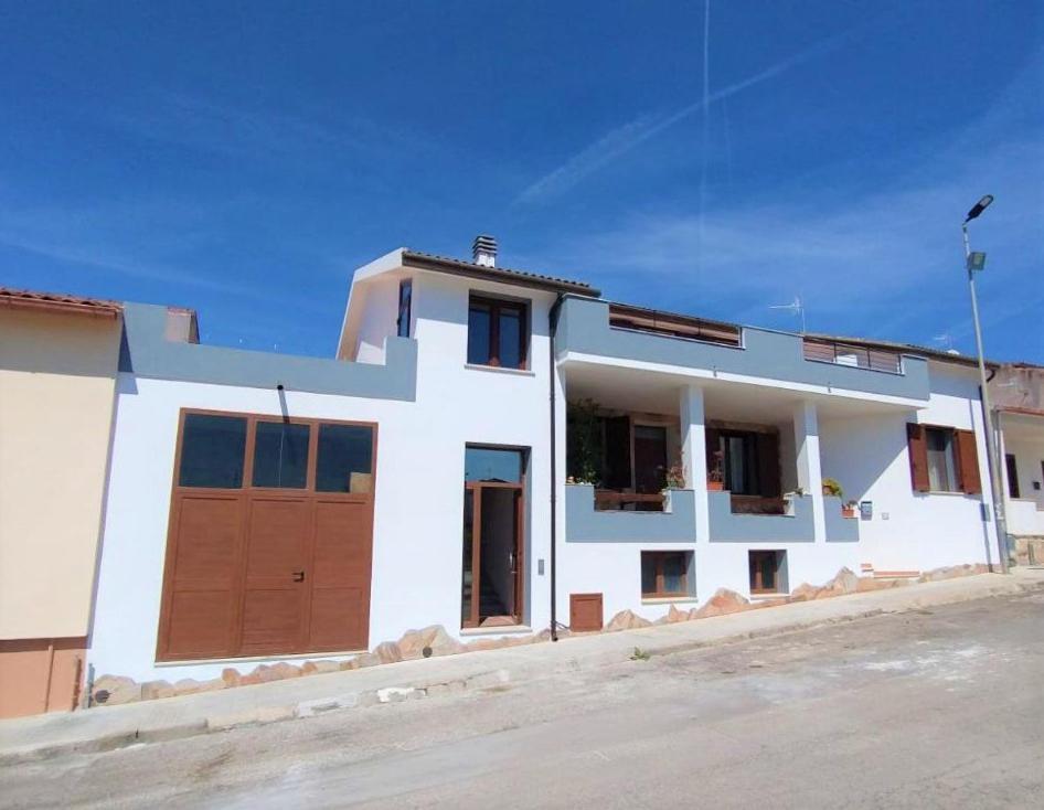 Zeus Casa Olmedo